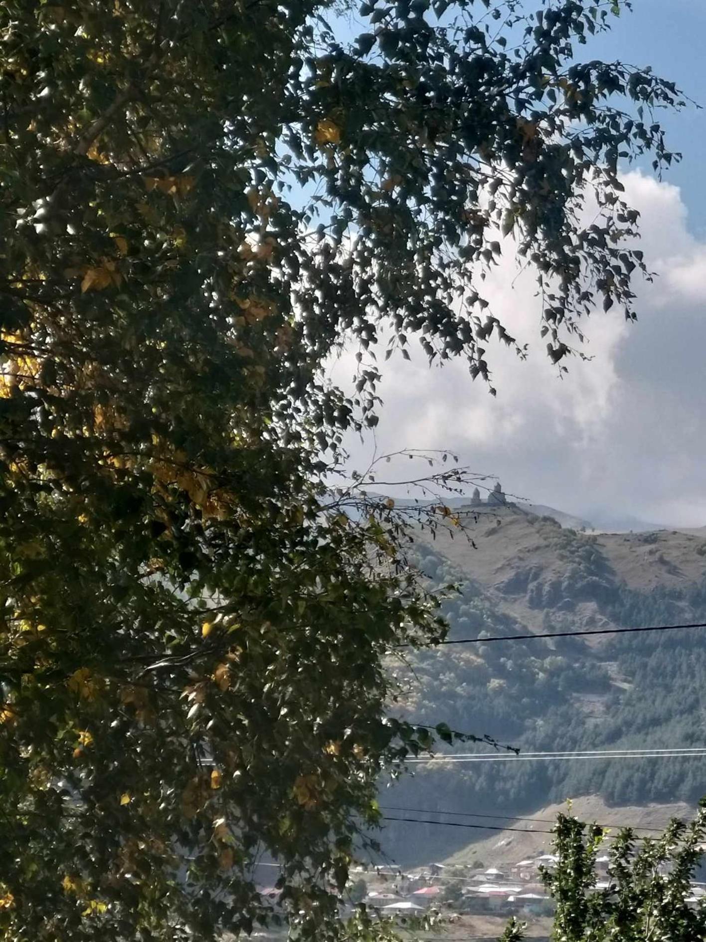 Emotion Kazbegi Apartment Luaran gambar