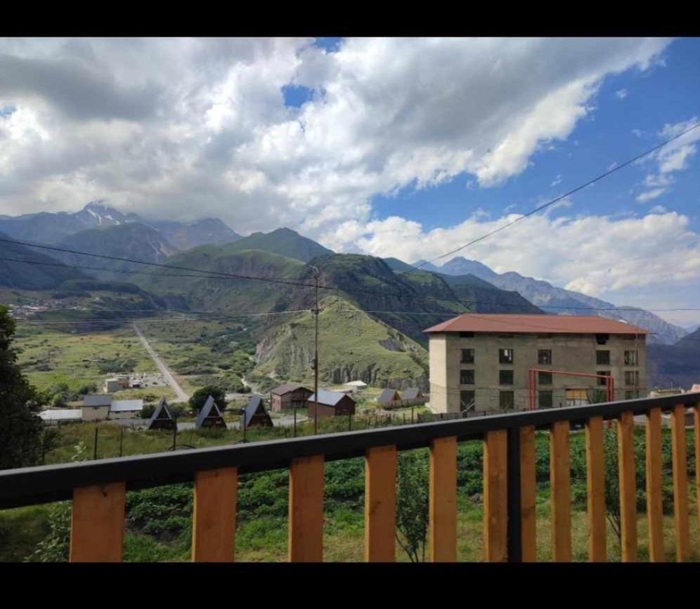 Emotion Kazbegi Apartment Luaran gambar