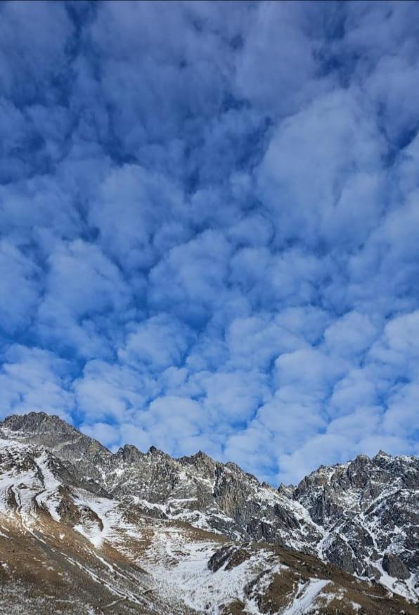 Emotion Kazbegi Apartment Bilik gambar