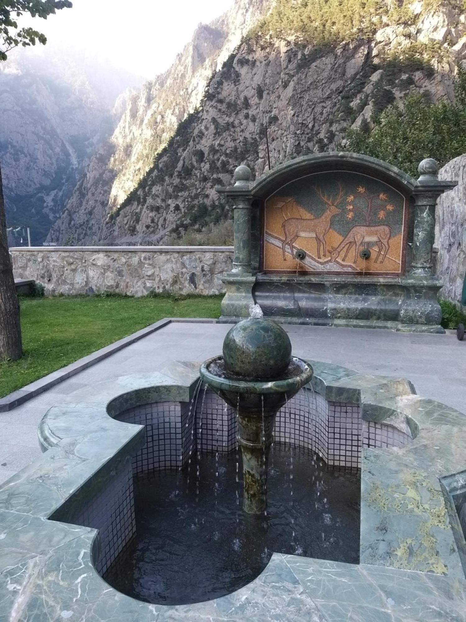 Emotion Kazbegi Apartment Bilik gambar