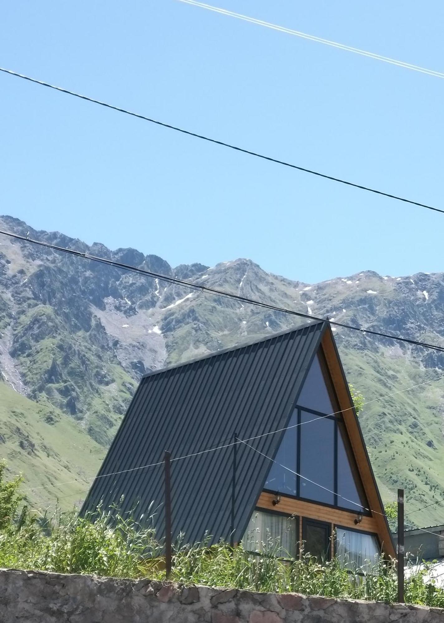 Emotion Kazbegi Apartment Luaran gambar